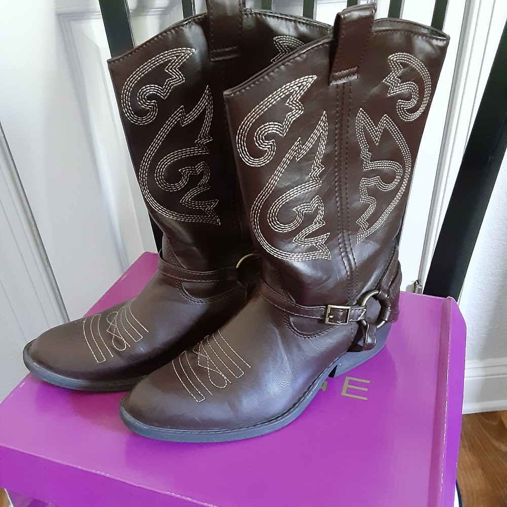 Boots
